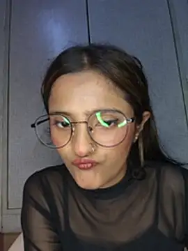 Chat XXX en directo de KittyBby14