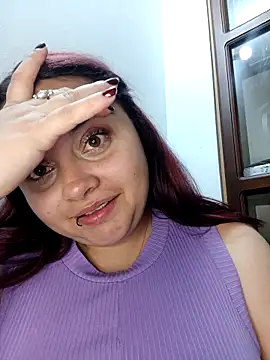 CURVY-HORNY Chat XXX in diretta