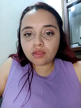 CURVY-HORNY Live XXX-Chat