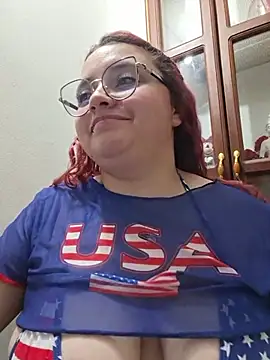 Chat +18 de CURVY-HORNY ao vivo