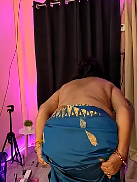 Naughty_Kayra Adlı Modelin Web Kamerası Şovu