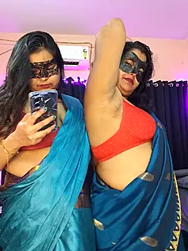Naughty_Kayra Pertunjukan Webcam