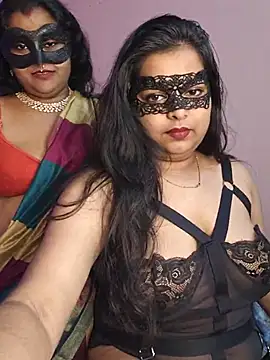 Naughty_Kayra's Webcam Show