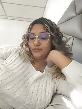 Chat +18 de BrendaGirs ao vivo
