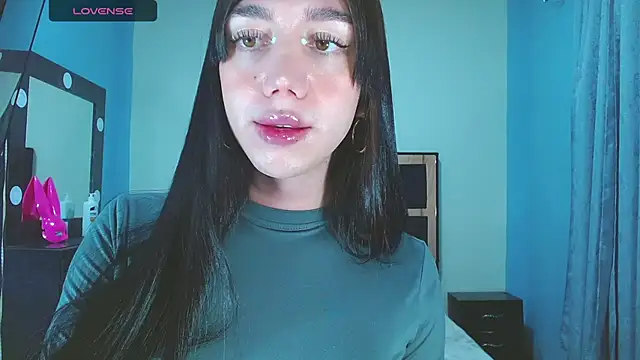 Pokazy przed kamerką – karla_zambrano