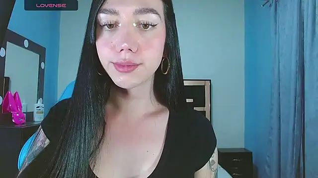 karla_zambrano Adlı Modelin Web Kamerası Şovu