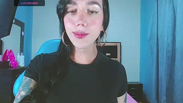 Pokazy przed kamerką – karla_zambrano