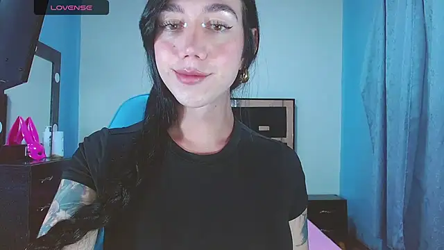 karla_zambrano's Webcam Show