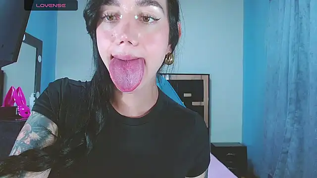 Webkamerová show karla_zambrano