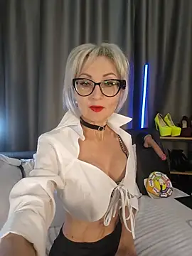 Chatroom XXX en direct de Milforja