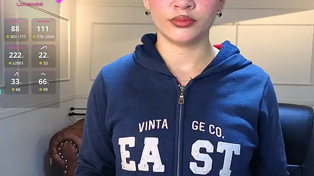 Онлайн чат XXX SHARONN____