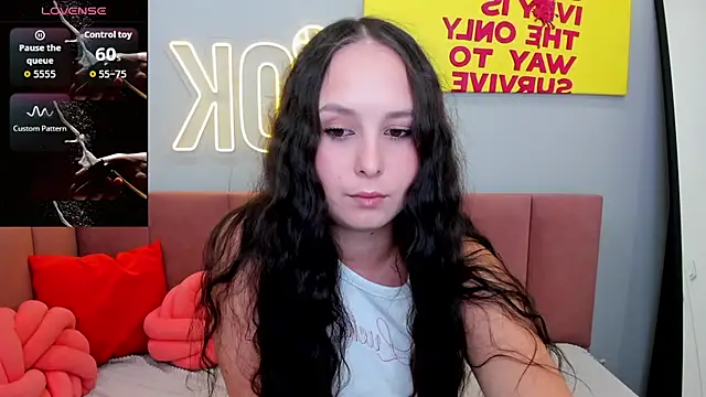 Chatroom XXX en direct de BeatriceReeves