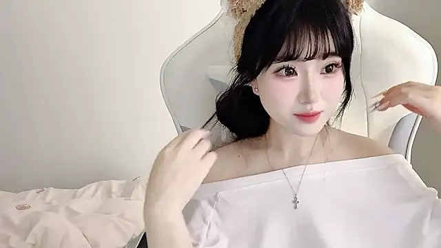 ffccvjsexx's Live XXX Chat
