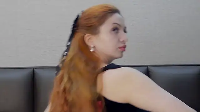 Chatroom XXX en direct de FoxyJoy