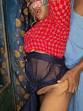 Real_Desi_Coupleのウェブカメラショー