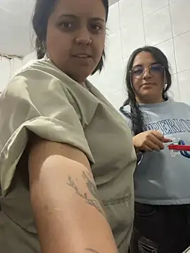 צ'אט XXX בשידור חי של tuty_Tap