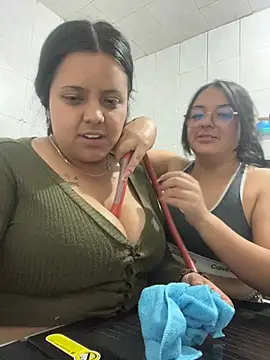 Živý XXX chat tuty_Tap