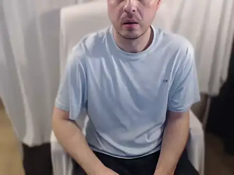 Вебкам-шоу StraightForBi29