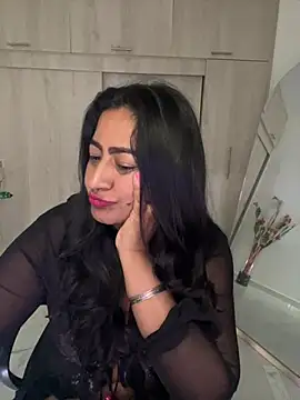 Adele_Sweett Adlı Modelin Web Kamerası Şovu