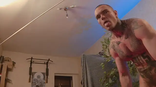 bulatov_xx Webcam show
