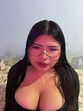 Cannella_0's Webcam Show