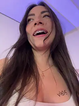 Melody_04's Webcam Show
