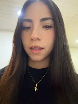 Melody_04 – Naživo XXX chat