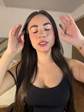 Melody_04 Show in webcam