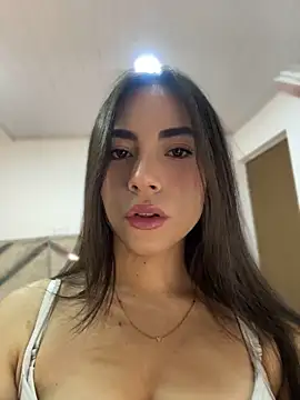 Chatroom XXX en direct de Melody_04