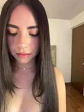 Melody_04's Webcam Show