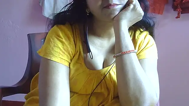 Pooja-suman – webcam-show