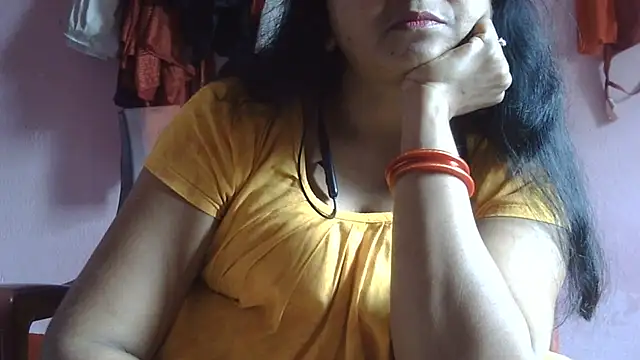 Chat +18 de Pooja-suman ao vivo