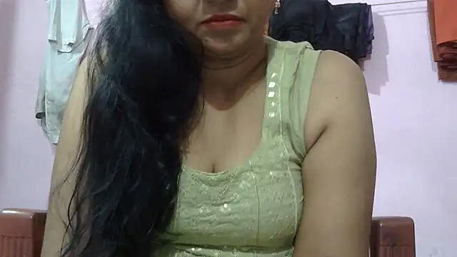 Pooja-suman's Live XXX Chat