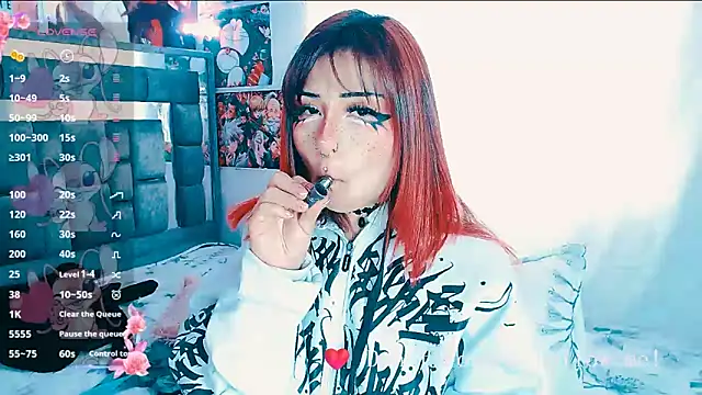 Alicee_34 élő XXX-chatje