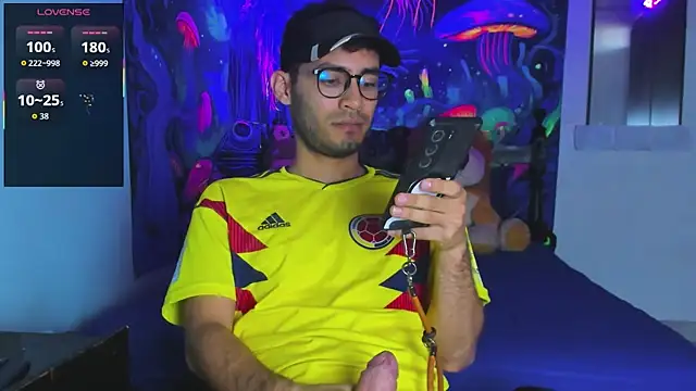 ALEX_XANDER_ Show Webcam