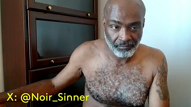 sinnernoir Show in webcam