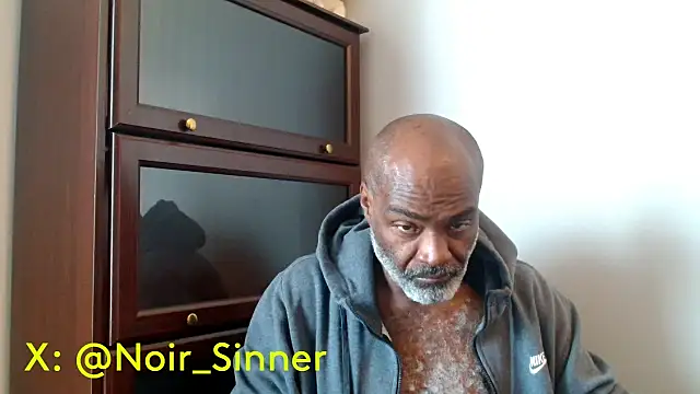 sinnernoir Pertunjukan Webcam