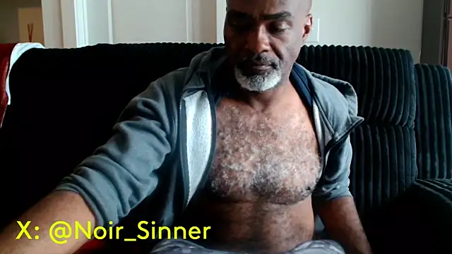 sinnernoir Show in webcam