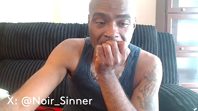 sinnernoir Show in webcam