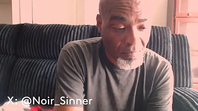 sinnernoir's Webcam Show