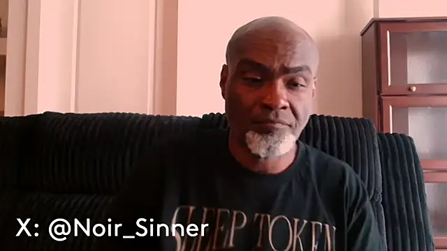 sinnernoir Show in webcam