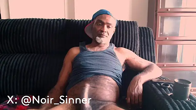 sinnernoir Show in webcam