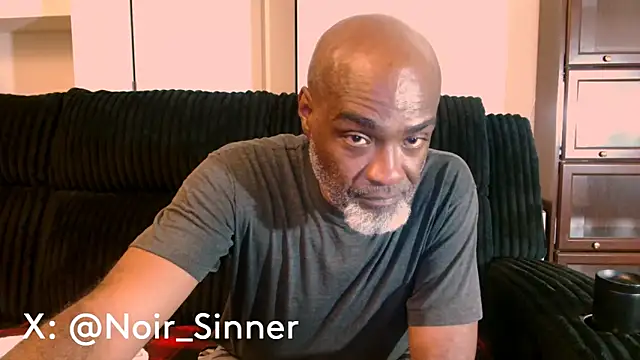 sinnernoir's Webcam Show