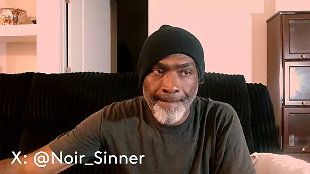 sinnernoir Show in webcam