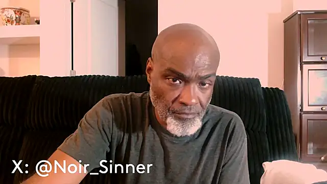 sinnernoir Show in webcam