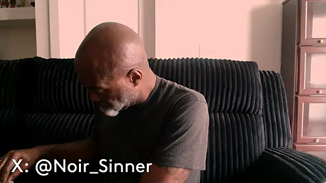 sinnernoir's Webcam Show