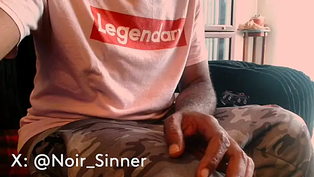 sinnernoir Show in webcam