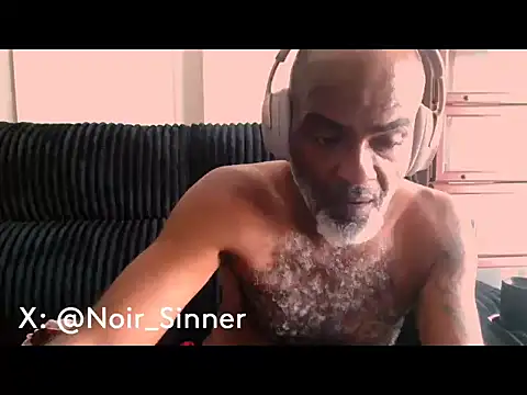 sinnernoir Show in webcam