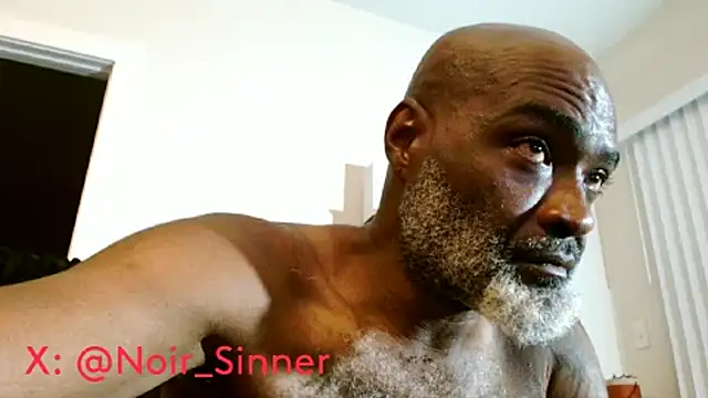 sinnernoir's Webcam Show