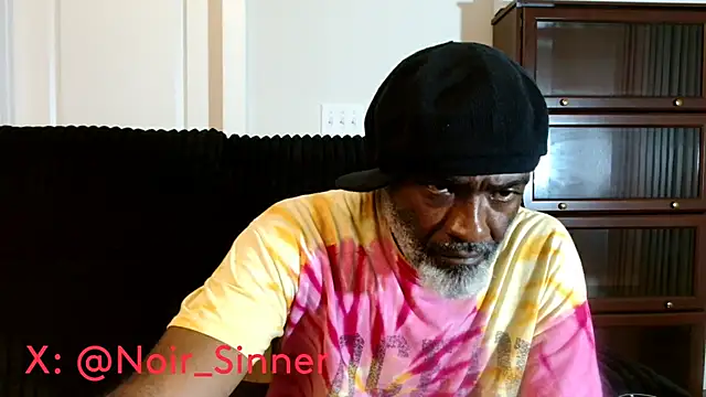 sinnernoir Show in webcam
